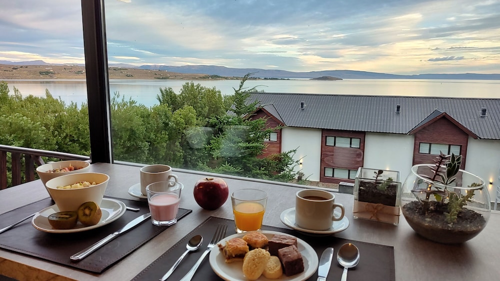 Xelena Hotel and Suites 29/49
