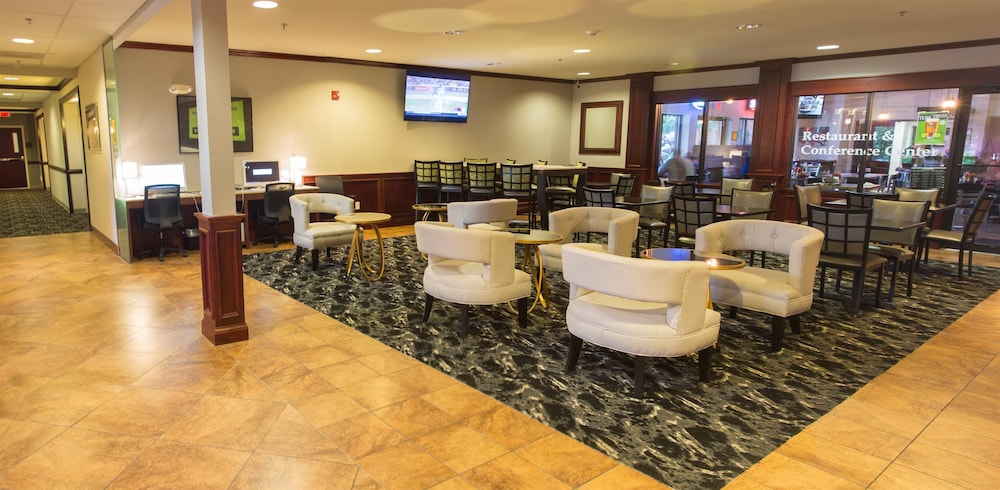 Parke Regency Hotel & Conf Ctr 26/32