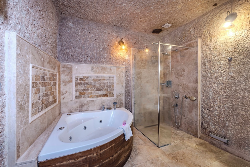 Pegas Cave Suites 27/48