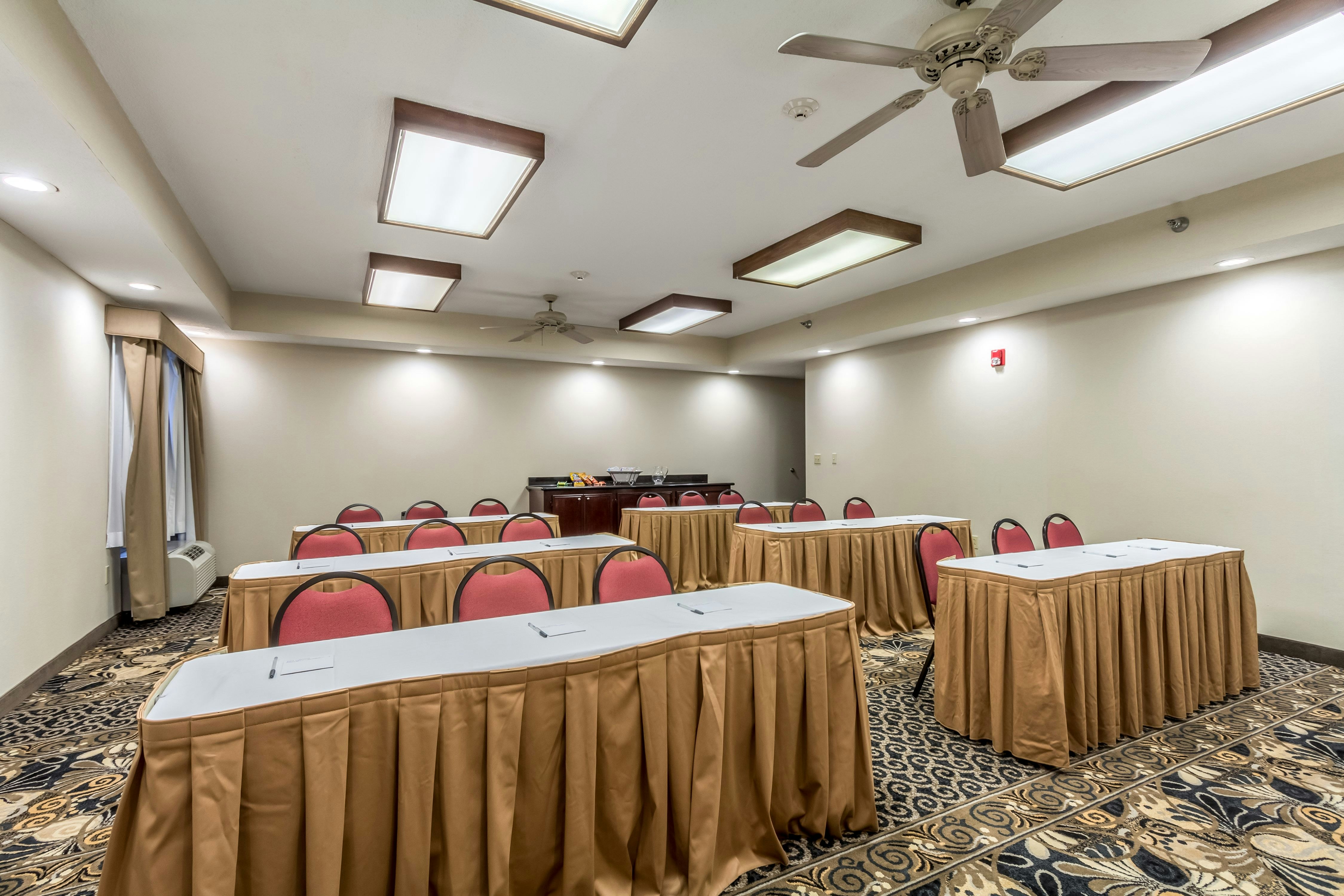 Hampton Inn Jackson/Pearl-International Airport 7/16