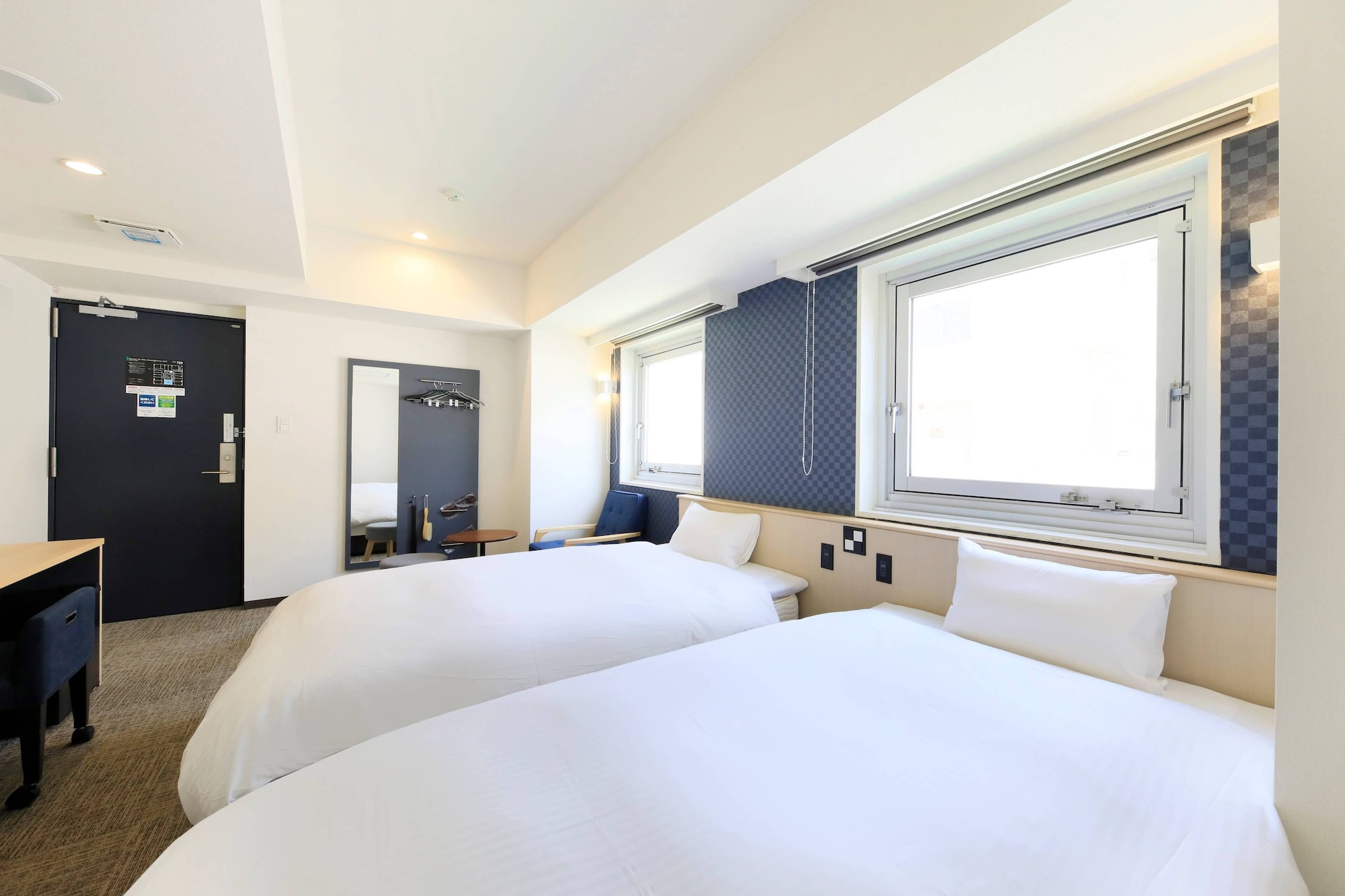STANDARD, TWIN BEDS