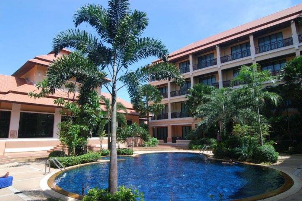 Lecasa Bangsaen Hotel 3/37