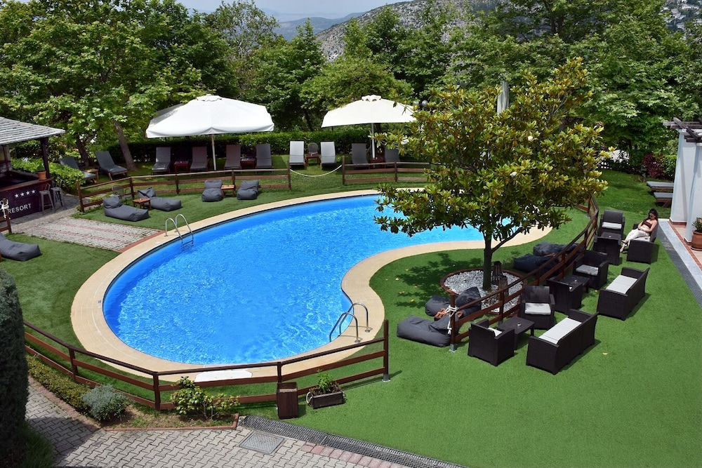 Pelion Resort 72/78