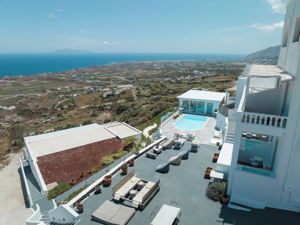 Belle Etoile Villas 68/75