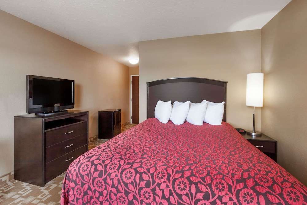 Days Inn by Wyndham Central City 12/15