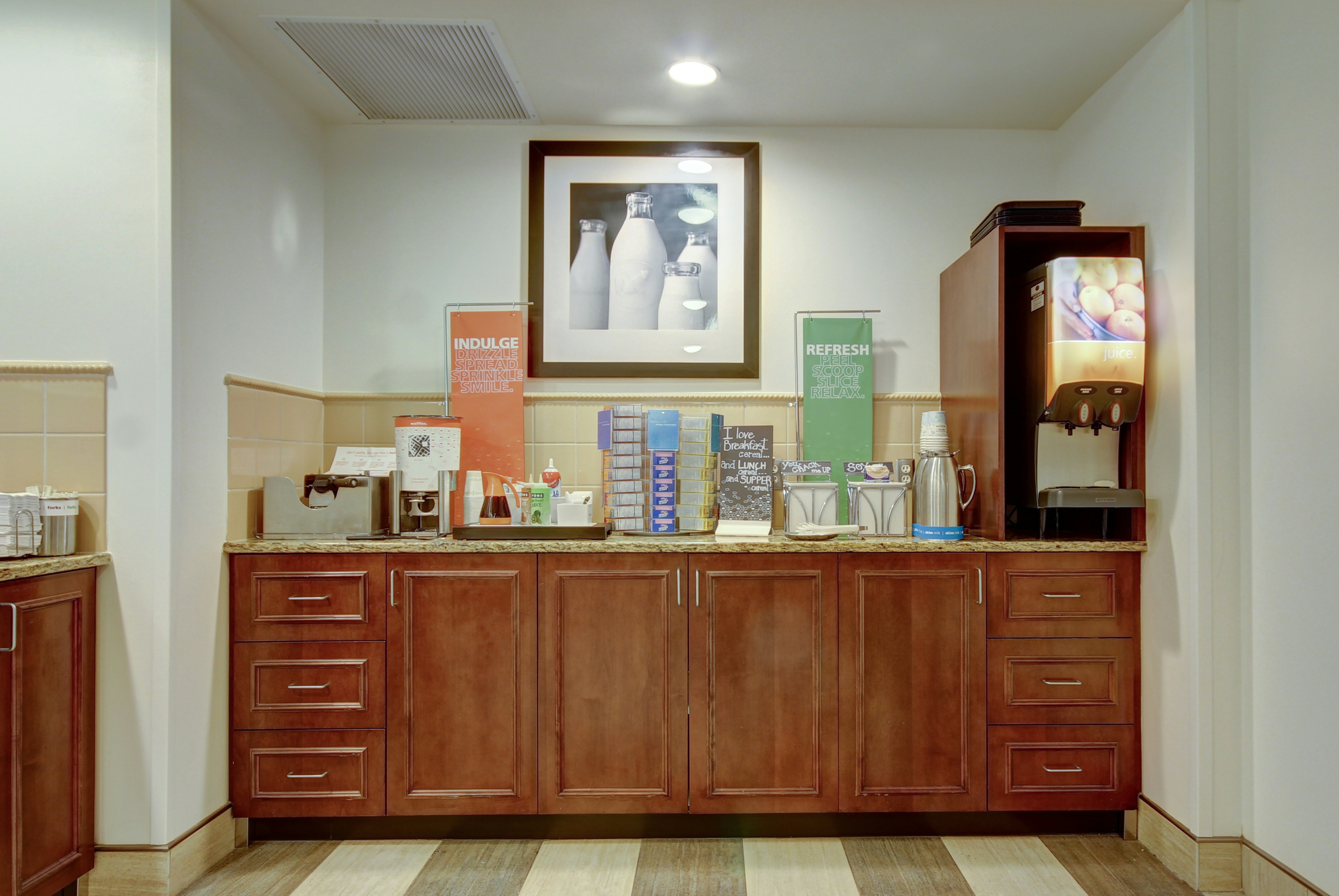 Hampton Inn & Suites Alexandria MN 8/50