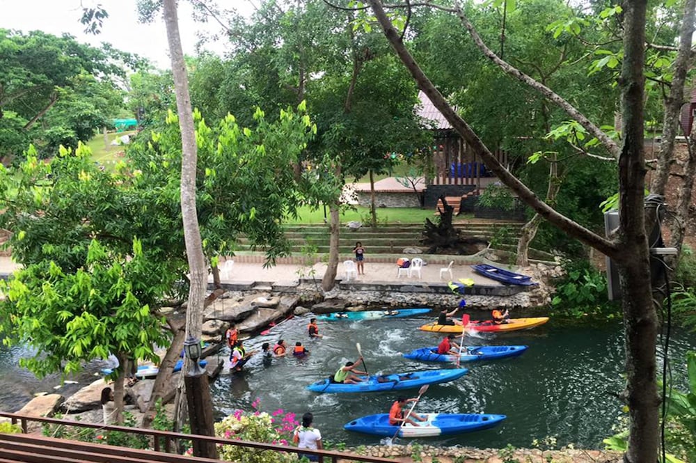 Khaoyai Kiri Thantip Resort 24/38