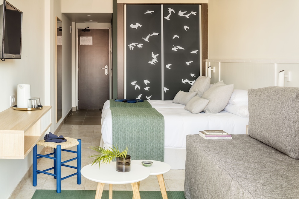 Aqua Hotel Bertran - Adults Only 36/78