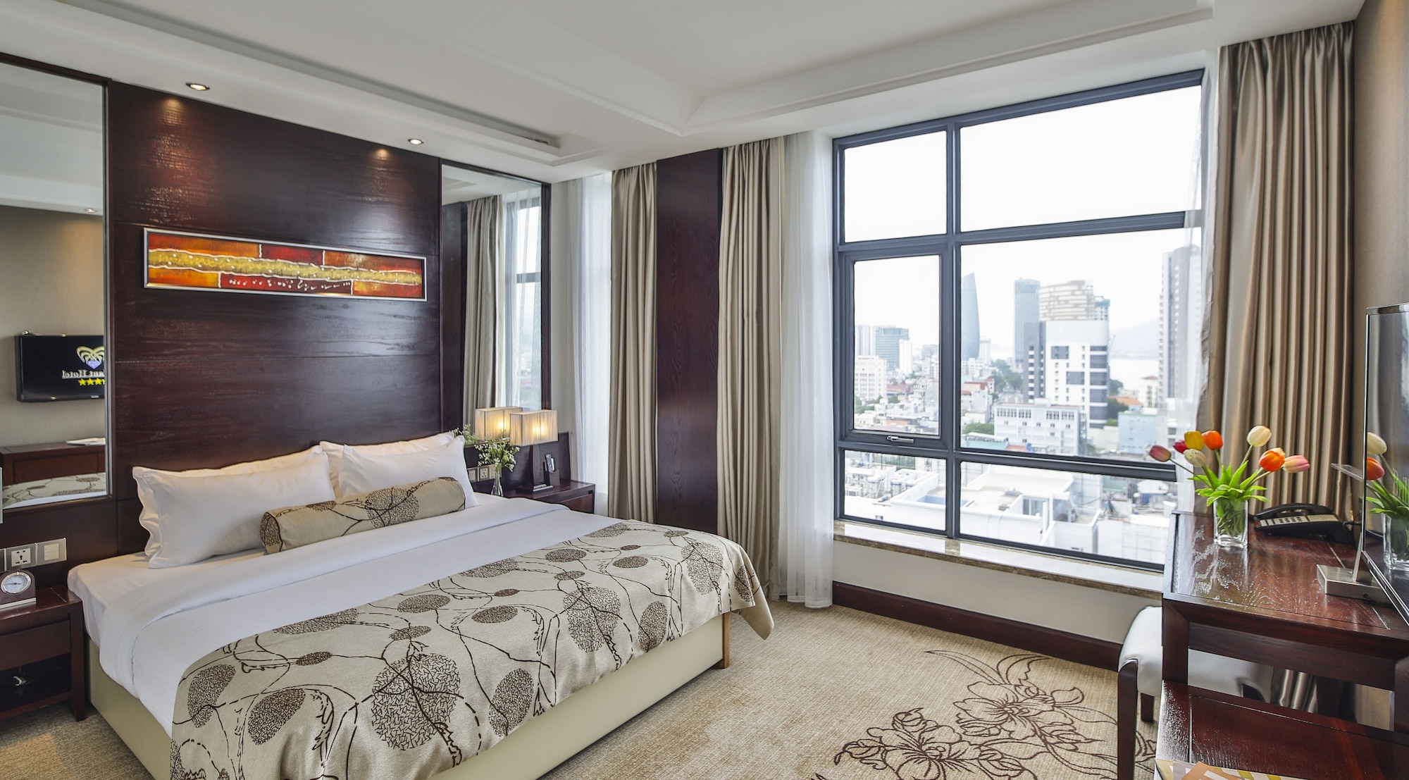 SUPERIOR, DOUBLE BED, RIVER VIEW
