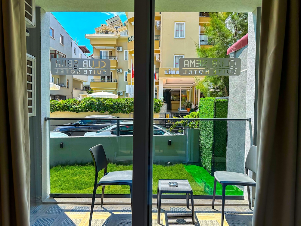 Club Sema Suite Hotel 54/59