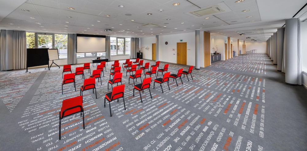 art otel Cologne powered by Radisson Hotels 39/50