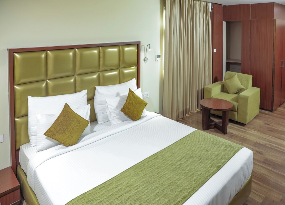 Cama, Suite, King Bed, City View, Accessible