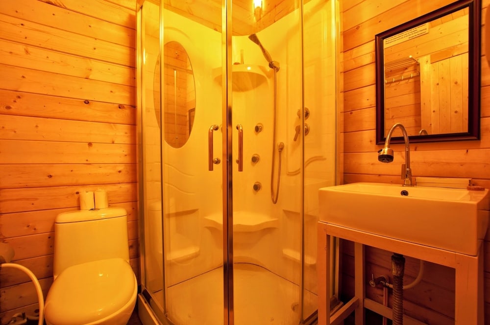 MONTEGO BAY BEACH VILLAGE 50/50