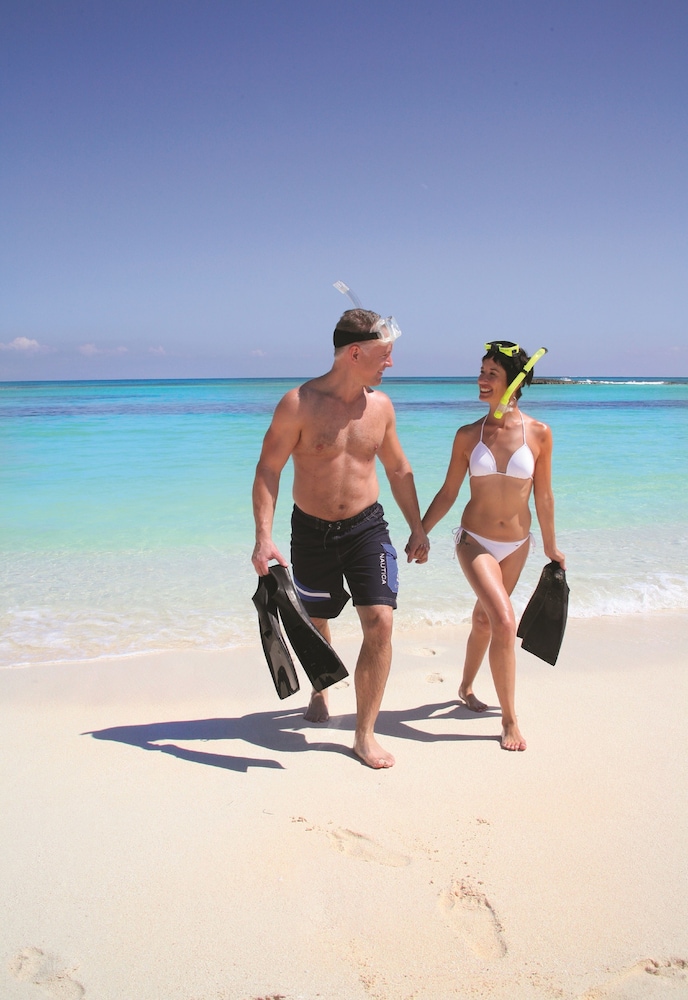 Green Turtle Club Resort Marina 27/46