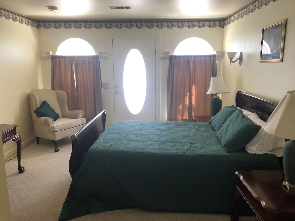 The Abbe House Inn 18/54