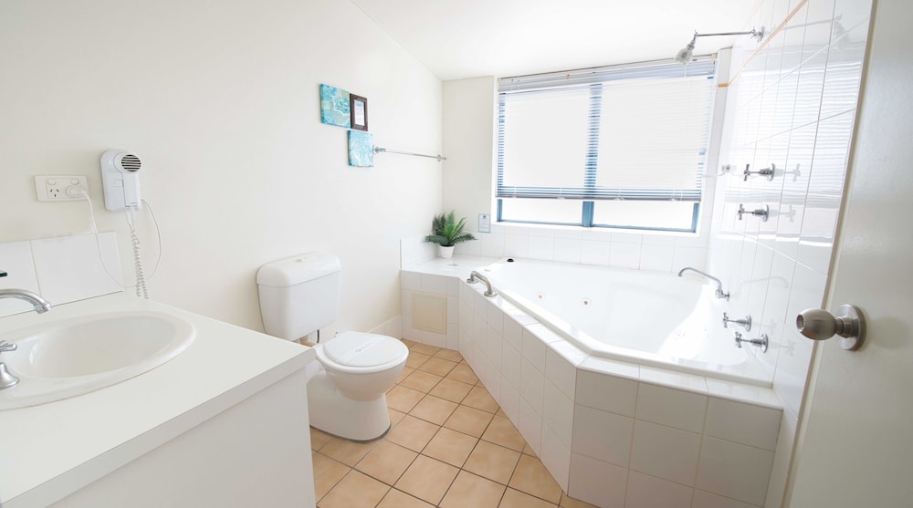 Nelson Bay Breeze Resort 65/67