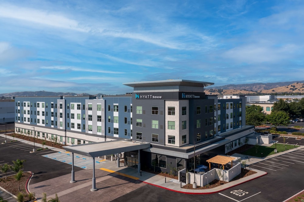 Hyatt House Vacaville 2/38