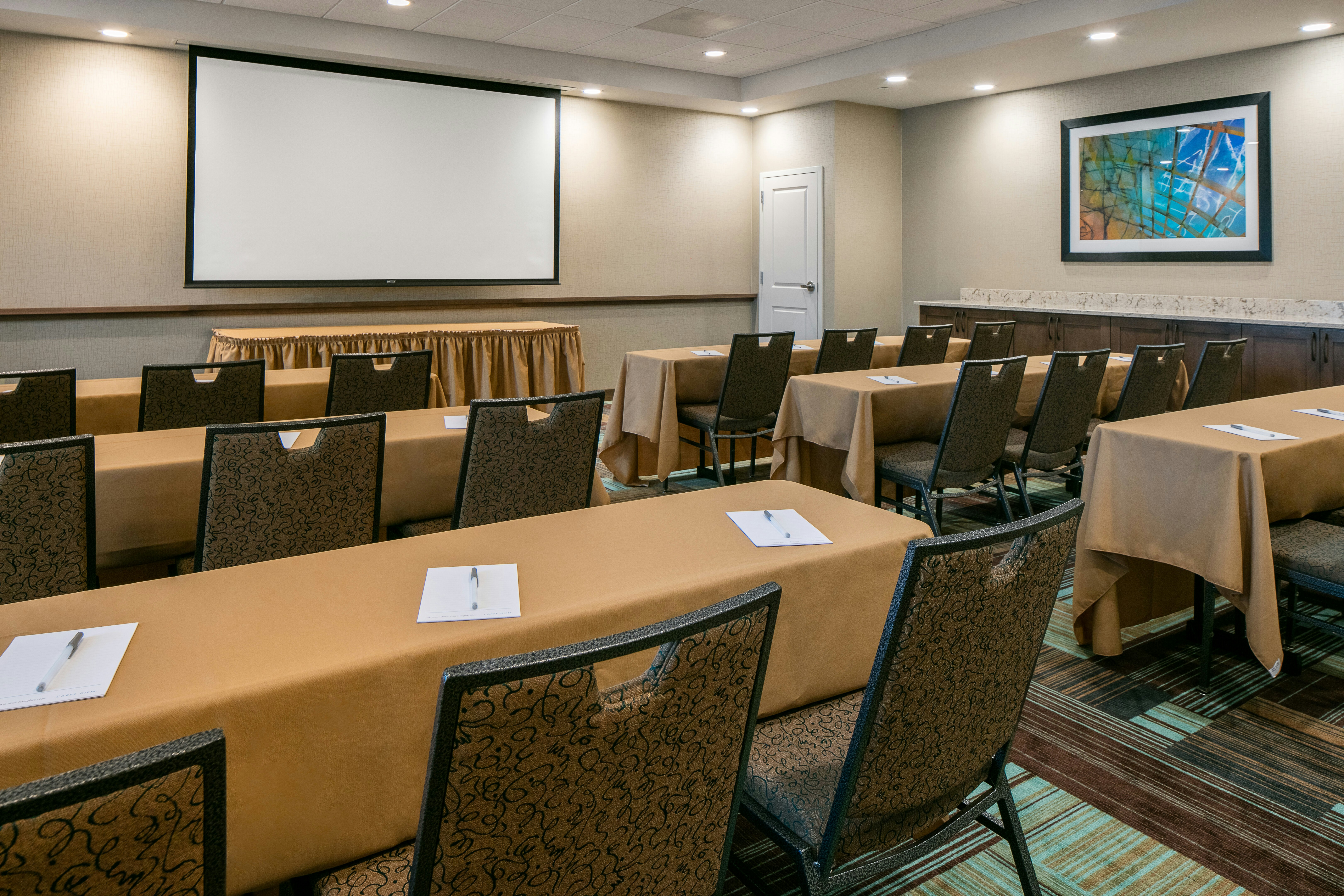 Hampton Inn & Suites Mason City 13/14