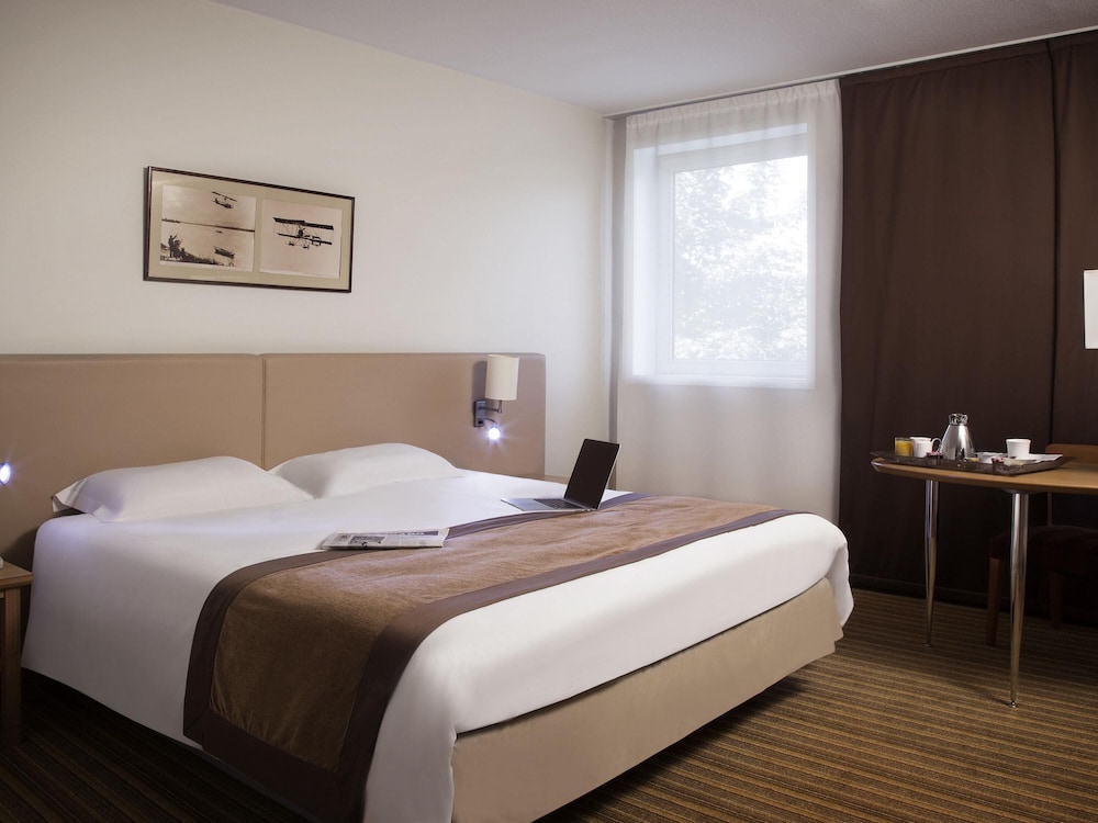 Mercure Paris Roissy Charles De Gaulle 27/74