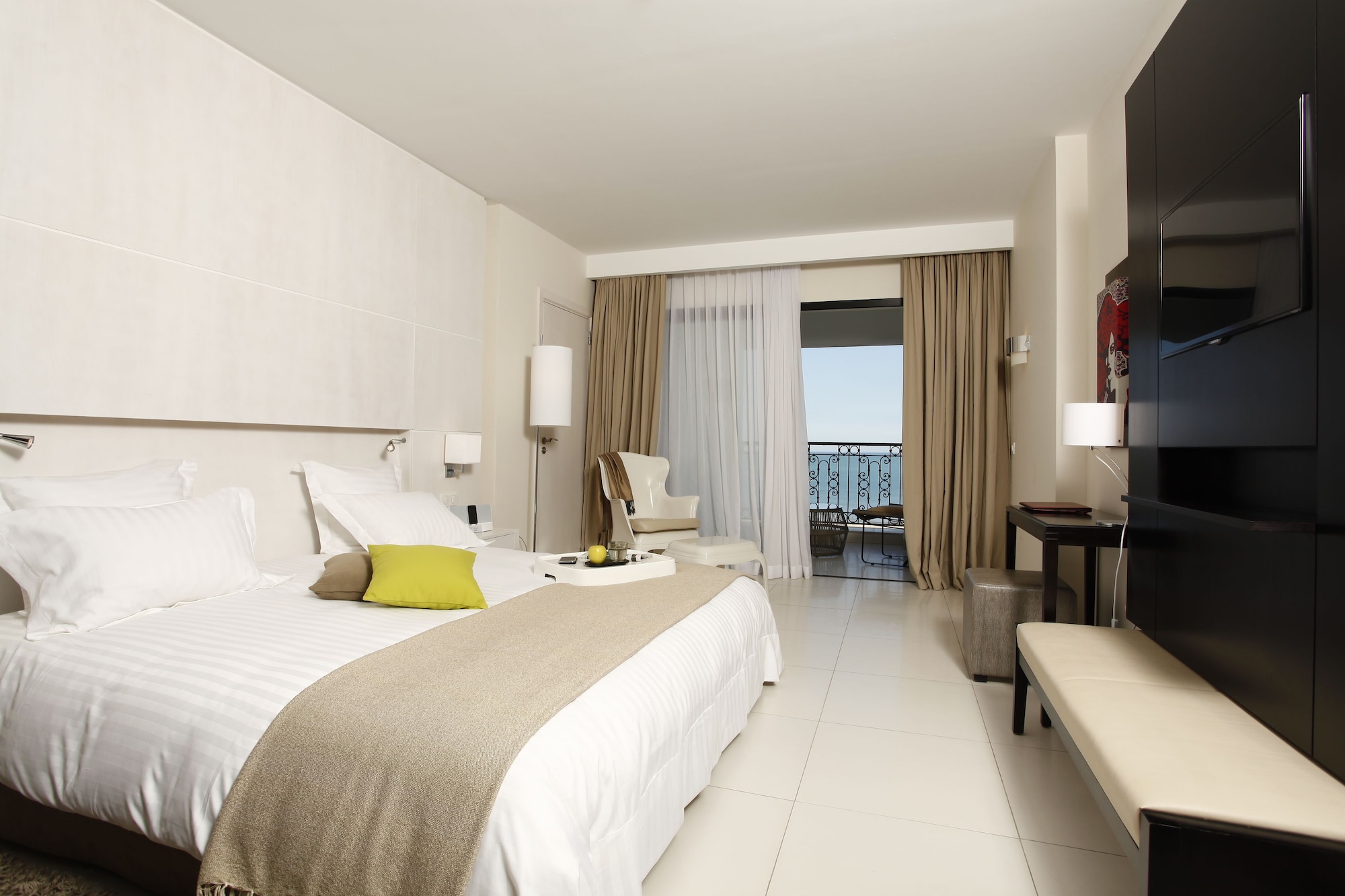 Room, King Bed, Sea Front