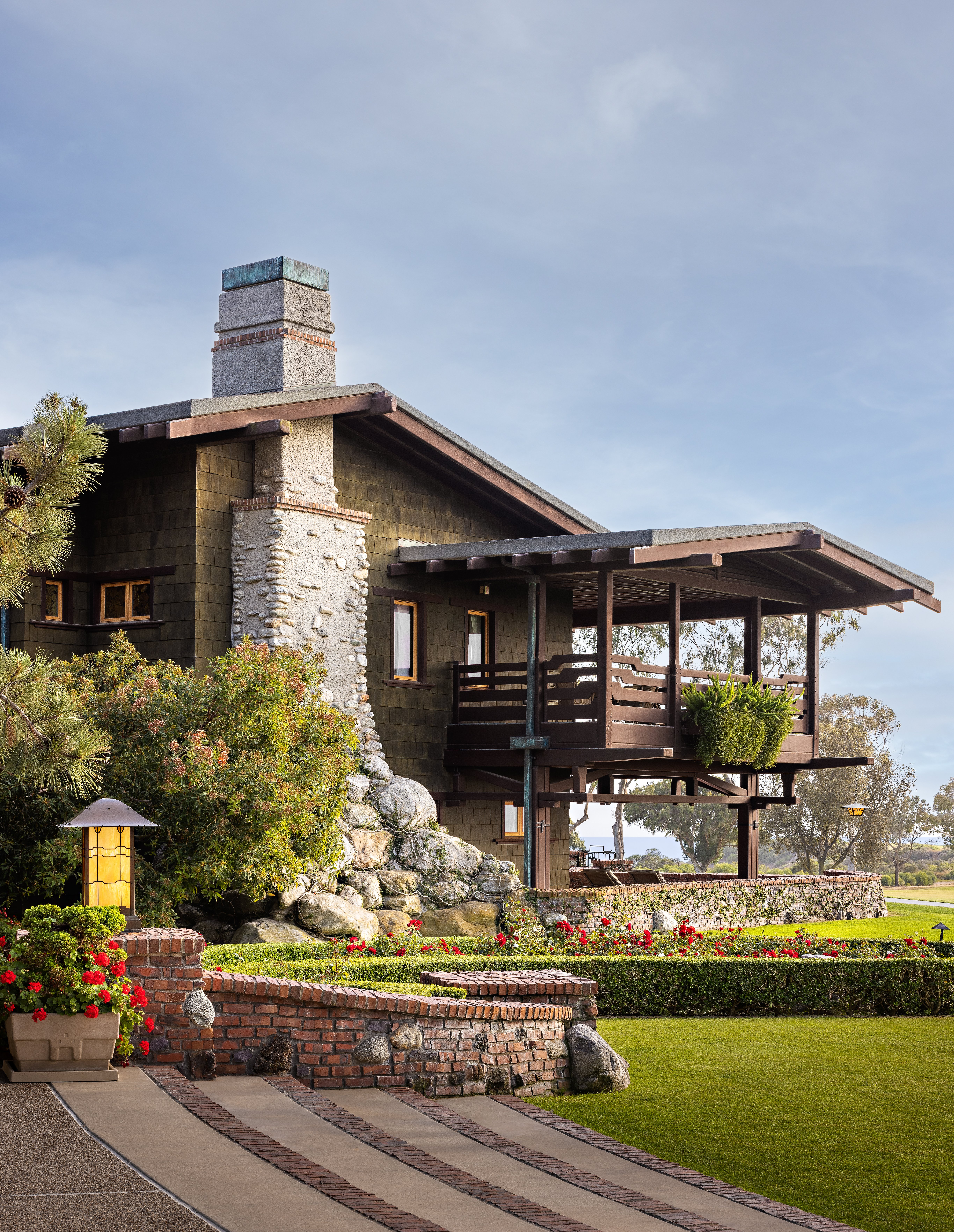 Lodge At Torrey Pines 8/80