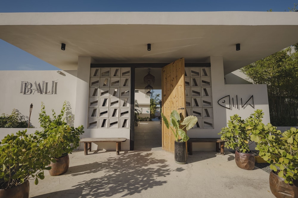 Bali Hotel Adults Only Isla Verde, a Trademark by Wyndham 6/62