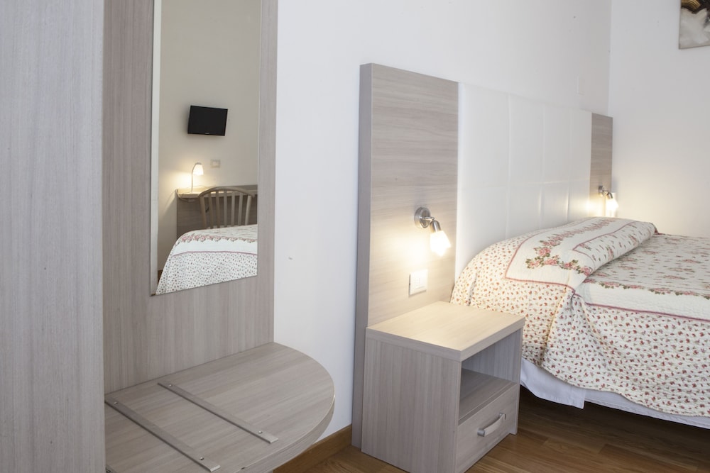 Albergo Amalfi Milano 39/67