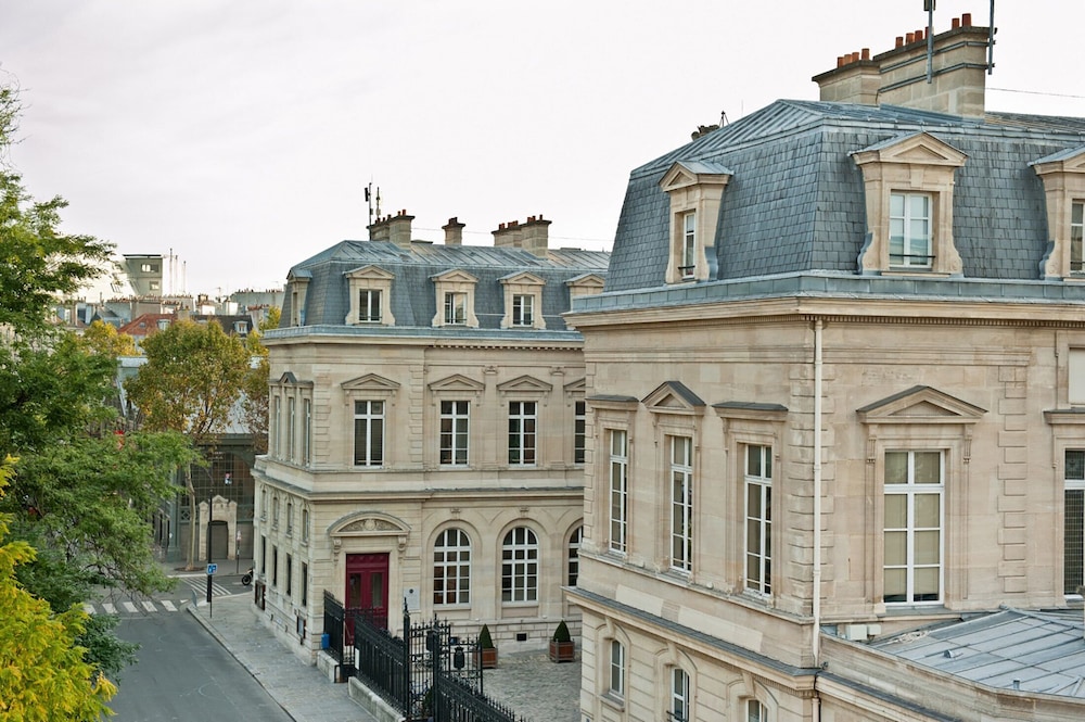 LA CHAMBRE DU MARAIS 2/50