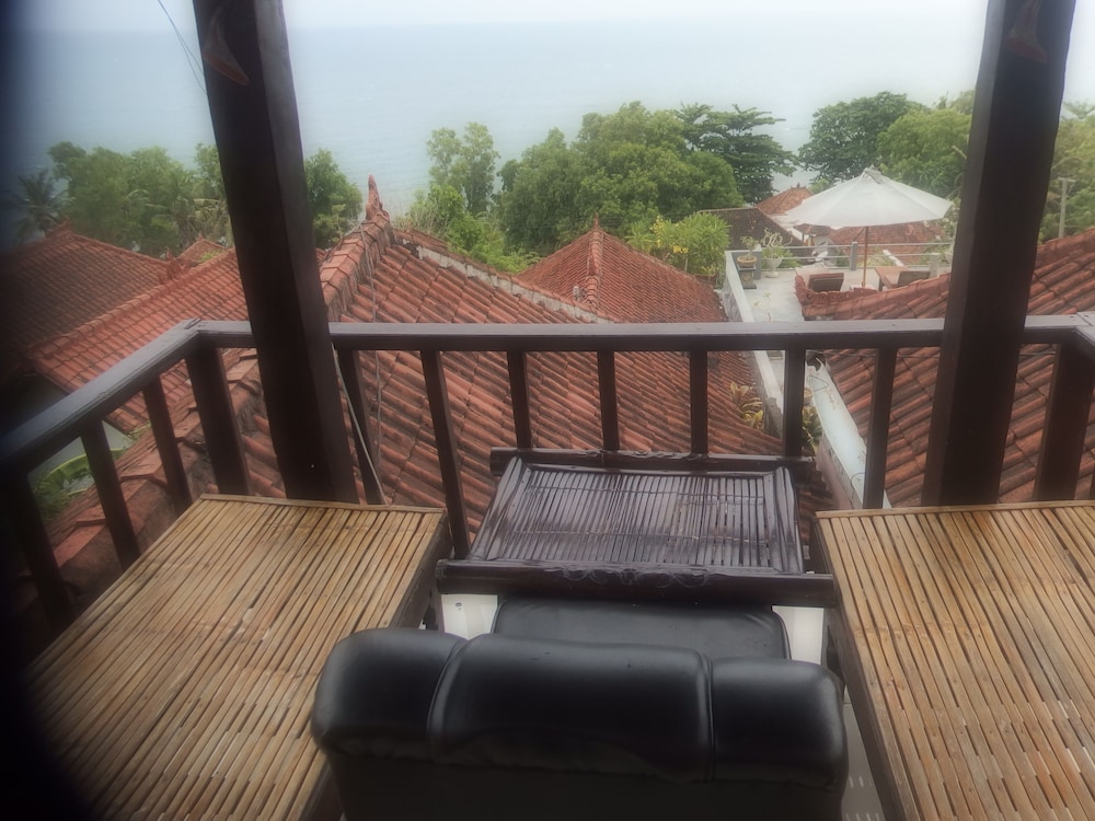 Bukit Indah Home Stay 37/50