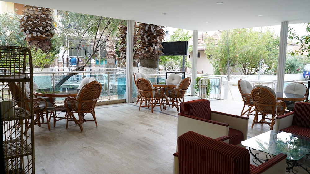 Medos hotel 43/56
