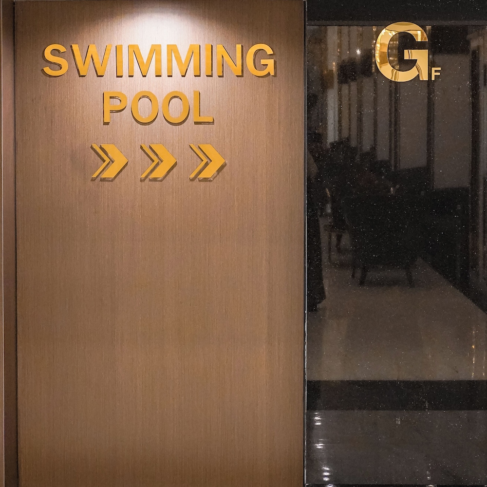 Golden Empire Suvarnabhumi Hotel 11/48