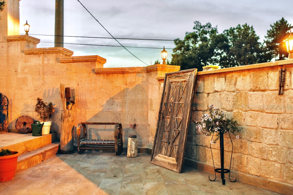 Solin Cave Cappadocia 24/38