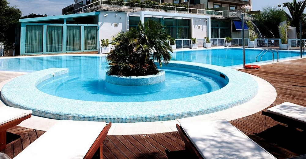 Hotel Excelsior Vasto 58/75