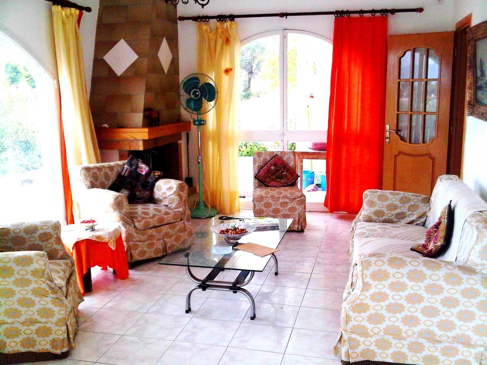 VILLA KONAKI 24/36