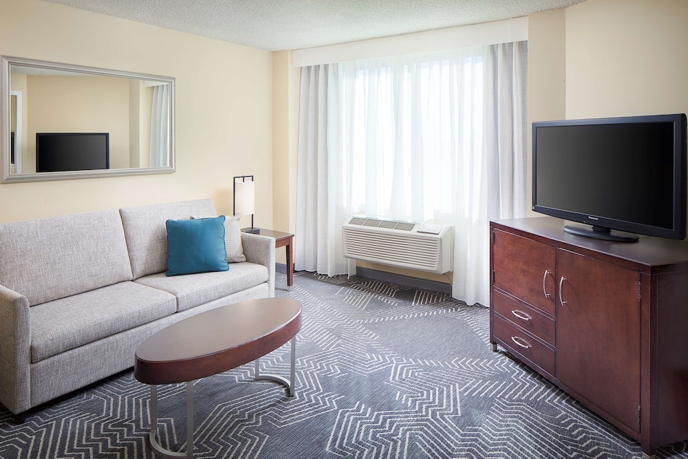 DoubleTree by Hilton Los Angeles - Commerce 19/43