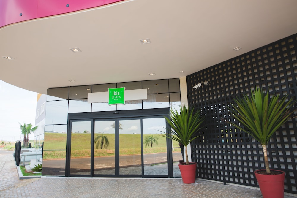 Ibis Styles Birigui 3/47