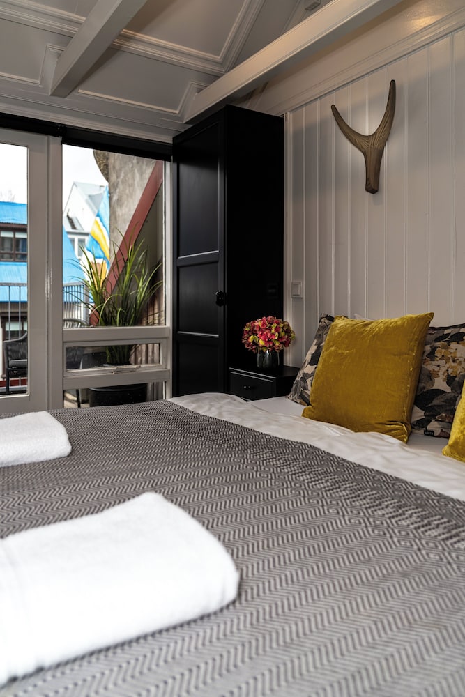 Vintage Apartment Hotel 45/50