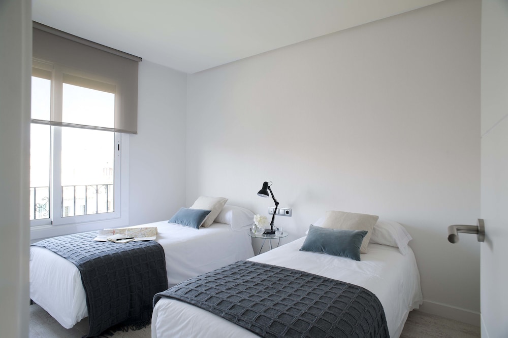 3 Bedrooms, Penthouse, 1 Queen and 3 Single Beds, 2 Bathrooms, Sofa