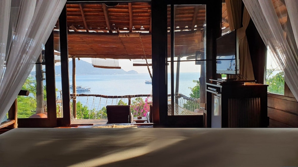 Koh Tao Cabana 48/54