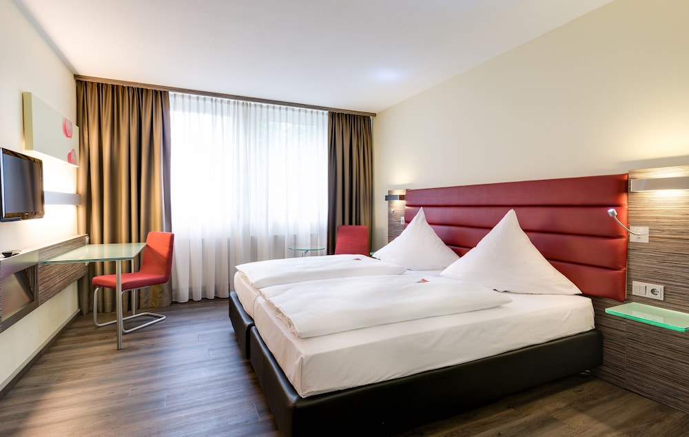 Novina Hotel Wohrdersee Nurnberg City 19/64