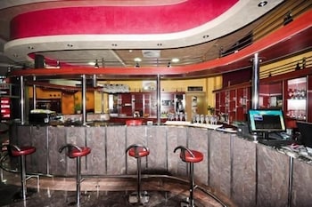 Bm International Hotel 25/38