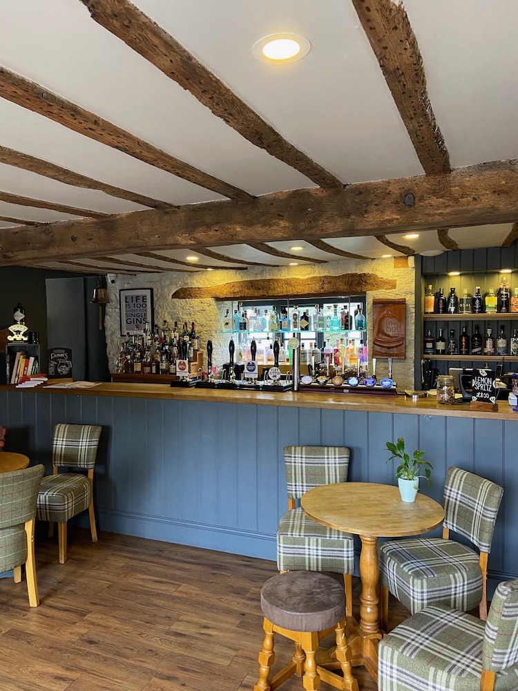 The Bell Inn 17/22
