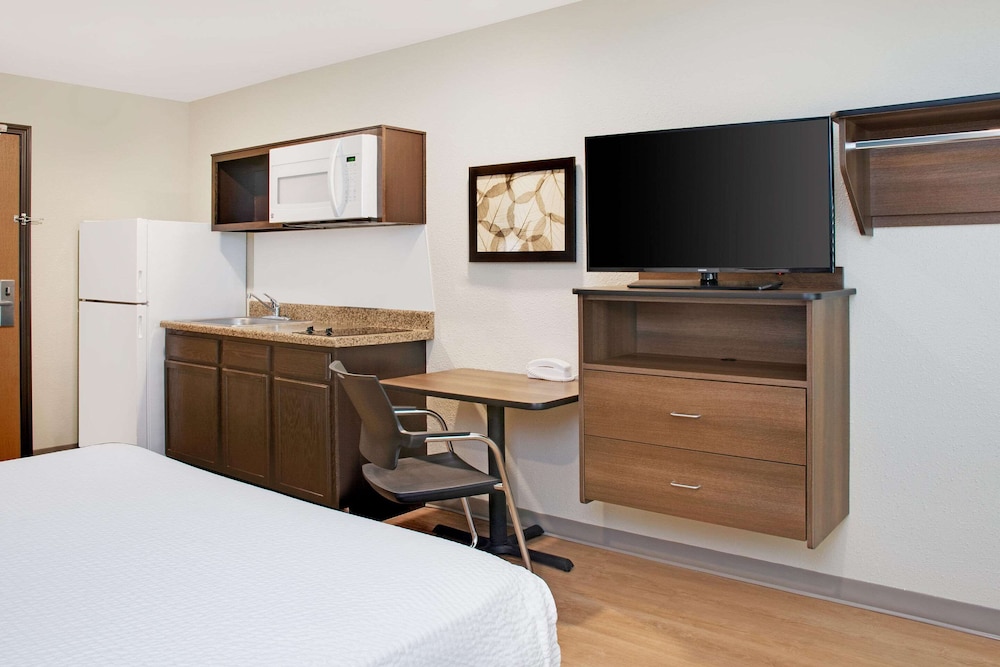 WoodSpring Suites Nashville Airport 23/29