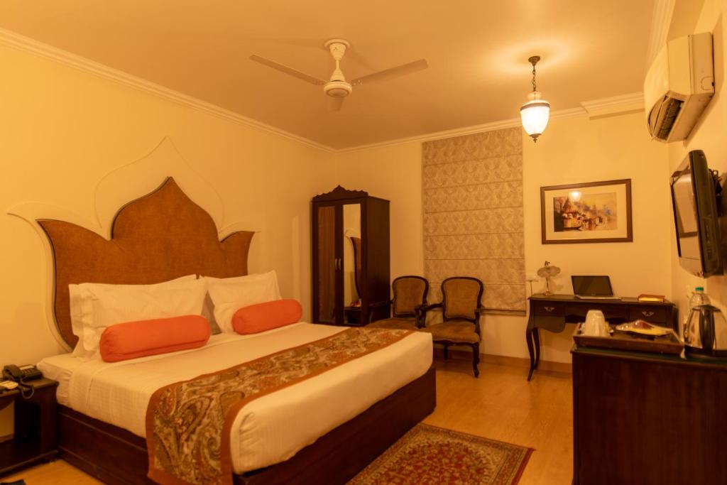 EXECUTIVE, DOUBLE BED