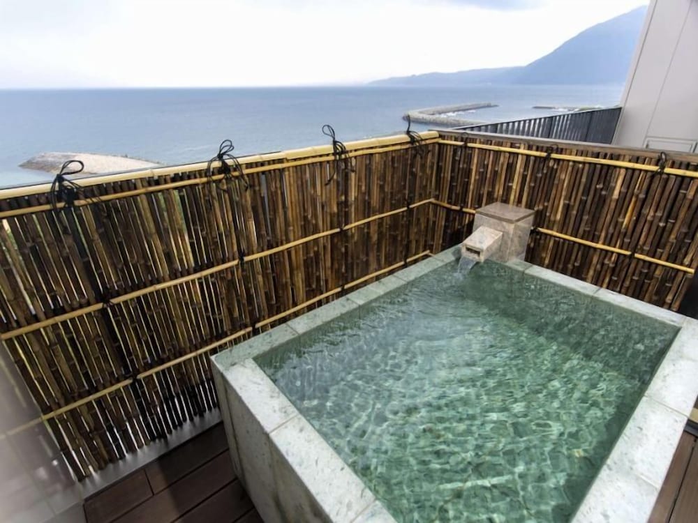 REX HOTEL Beppu 30/50