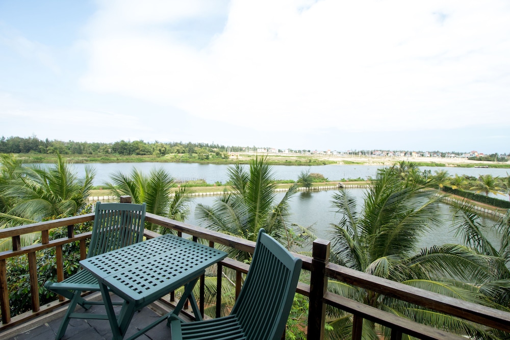 Christina's Hoi An - Tra Que Riverside Villas 30/50