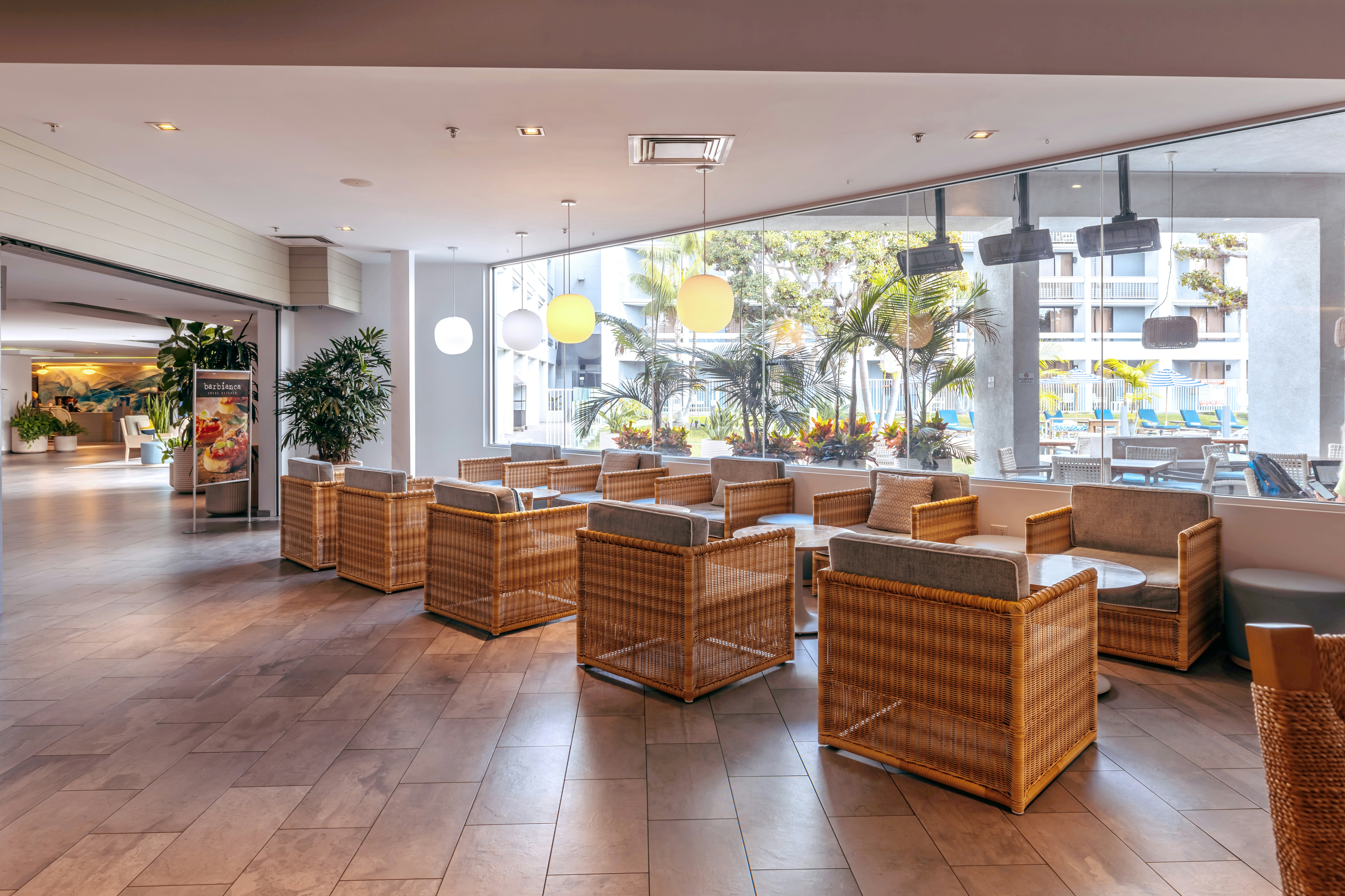 Hotel MDR Marina del Rey a DoubleTree by Hilton 9/22