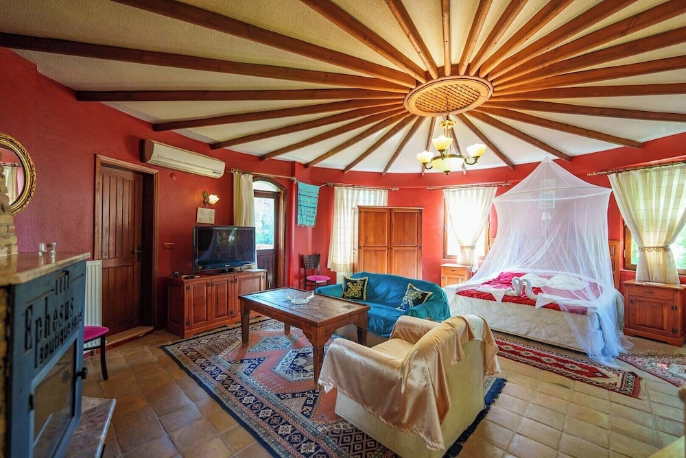 Ephesus Boutique Hotel 52/72