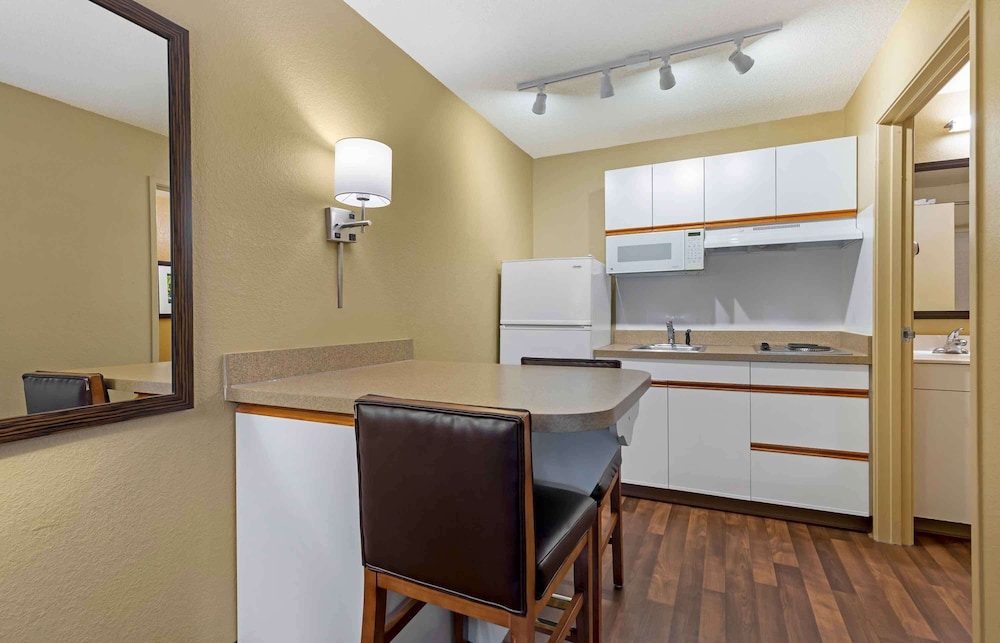 Extended Stay America -Washington Dc-Falls Church-Merrifield 46/51