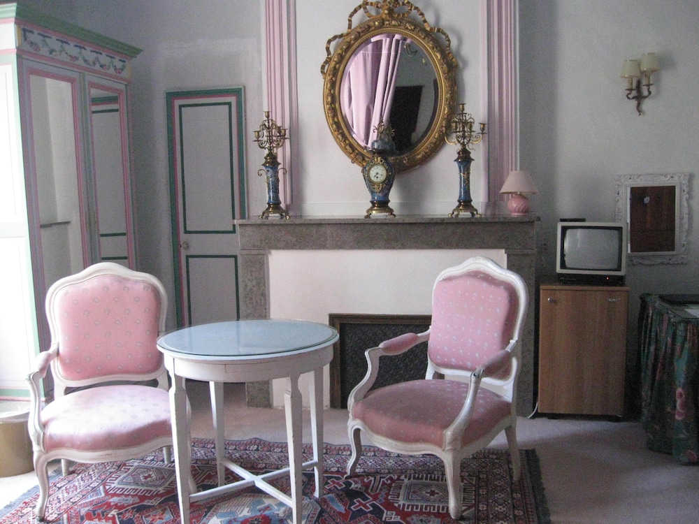 CHATEAU D AYRES 52/72